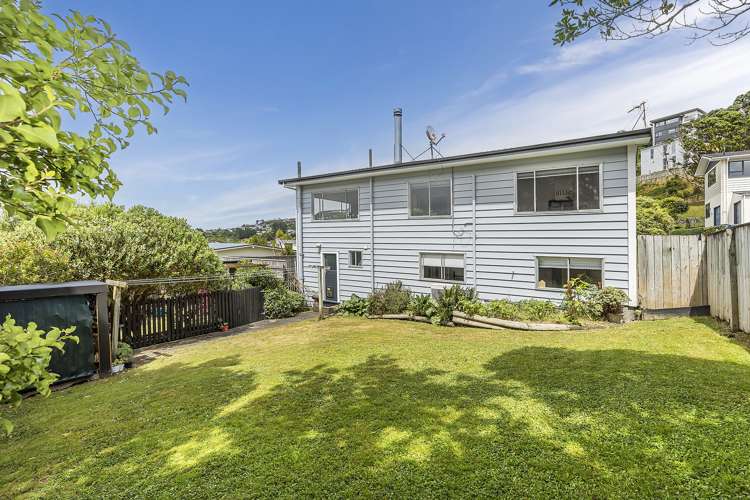 24 Fairburn Grove Johnsonville_20