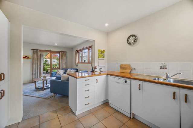 32 Hilton Road Lynmore_2