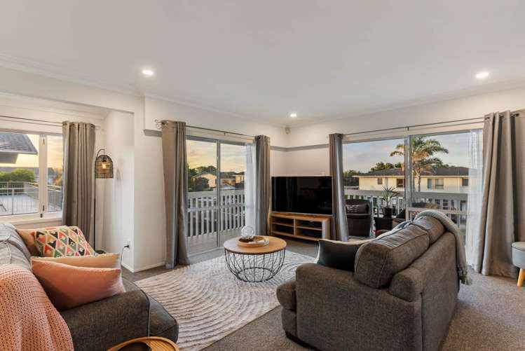 28 Fielding Crescent Farm Cove_9