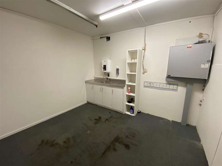 Shop 1, 94 Manners Street Te Aro_9