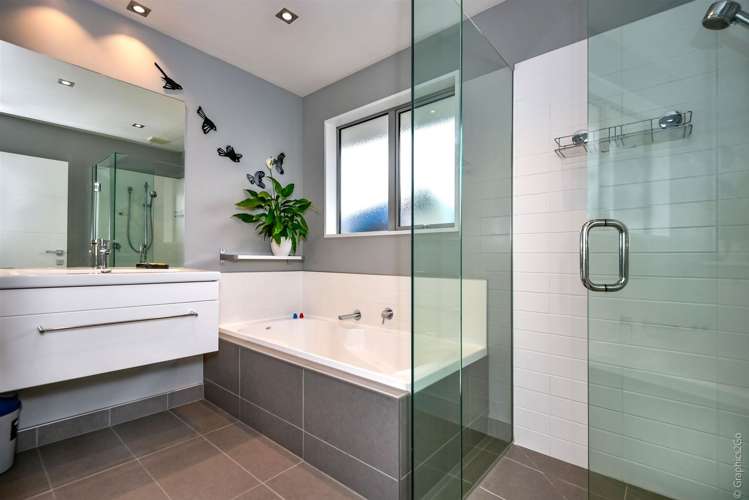 35 Reka Street Parklands_15