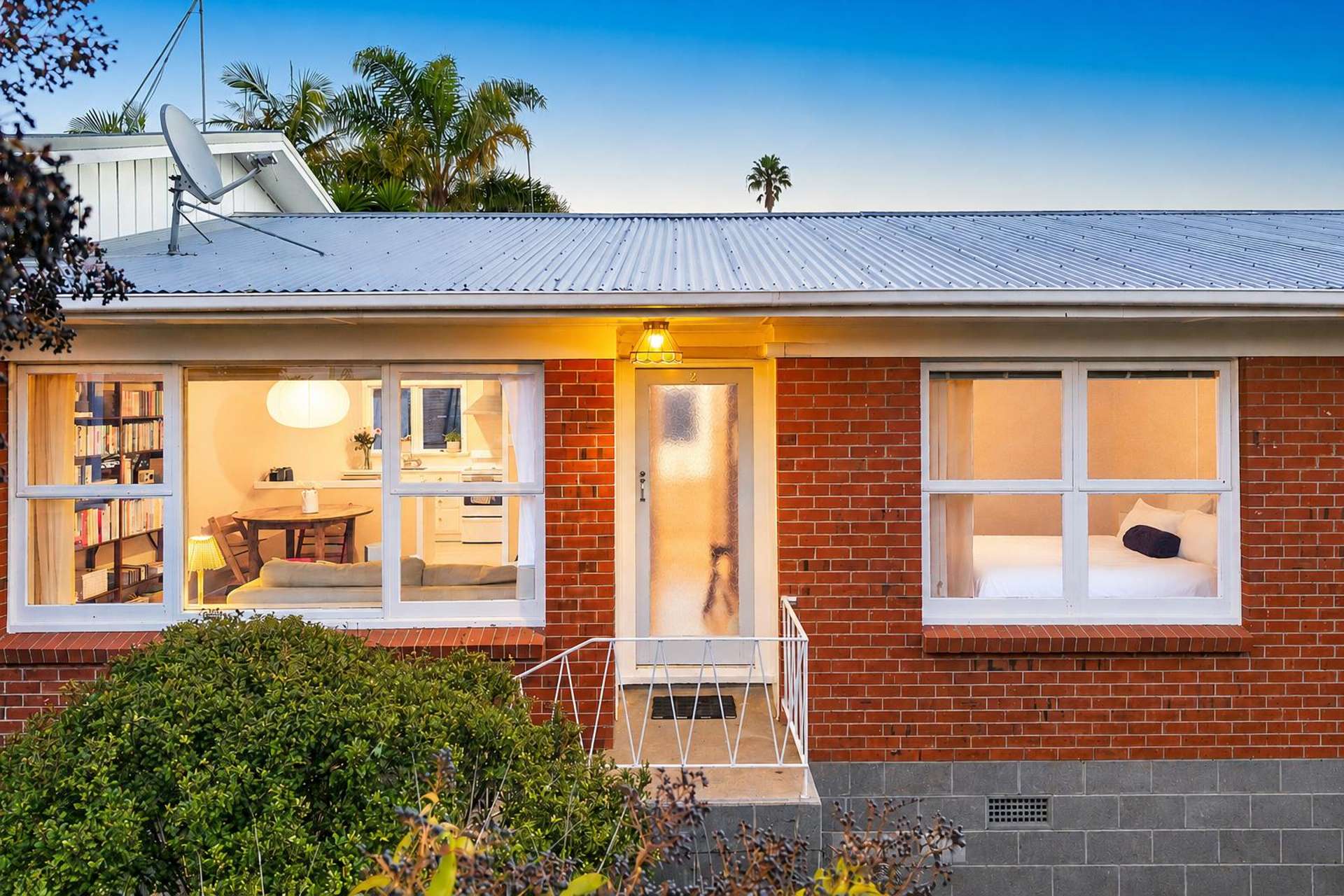 2/4 Penzance Road Mairangi Bay_0