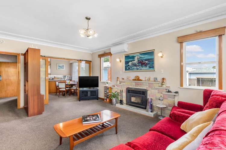 14 Geneva Place Blockhouse Bay_11