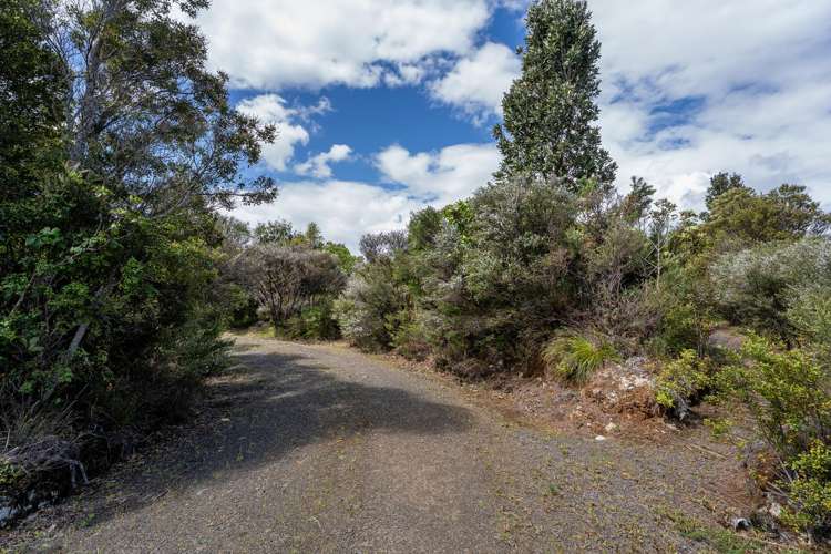 158 Silverstream Falls ROW Whitianga_58