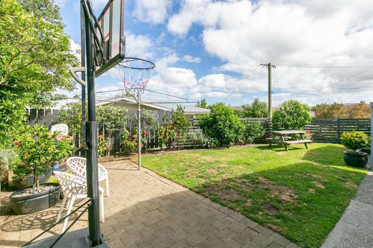 80 Beazley Avenue Paparangi_13