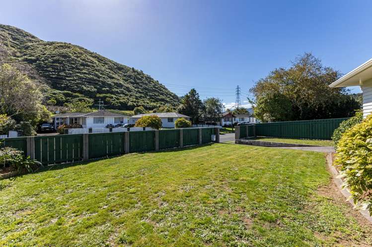 10 Indiana Grove Totara Park_21