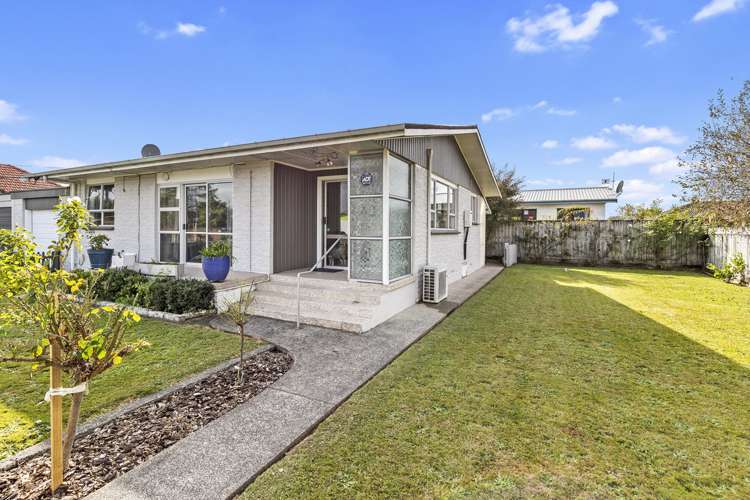 1b Odette Street Bader_13