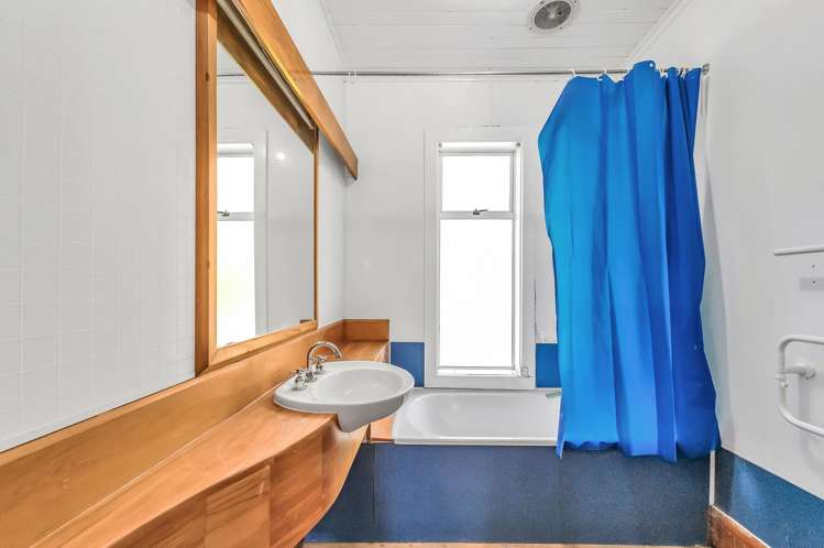 6 Saint John Street Southbridge_16