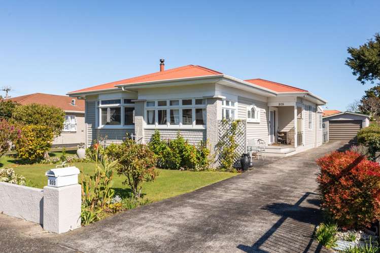 305 Rolleston Street Thames-coromandel_2