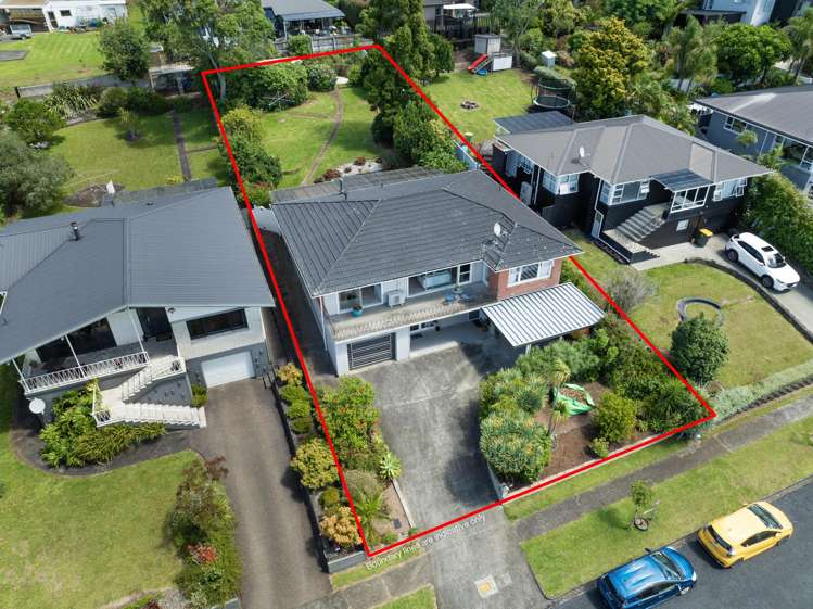 8 Hamlet Place Pukekohe_21