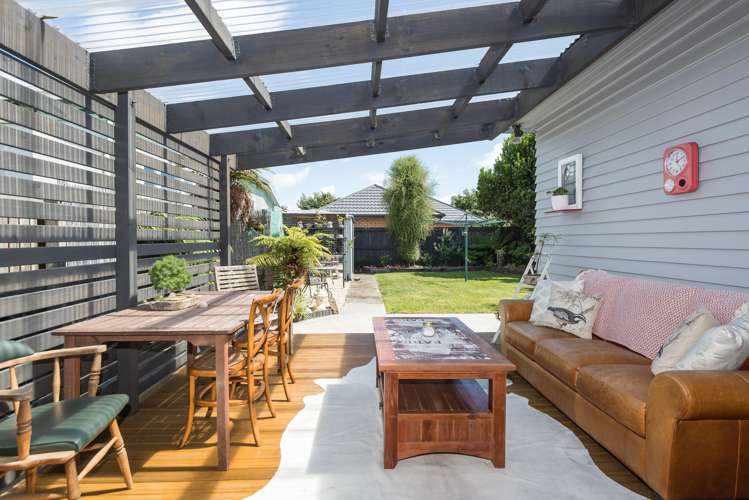 681 Worcester Street Linwood_1