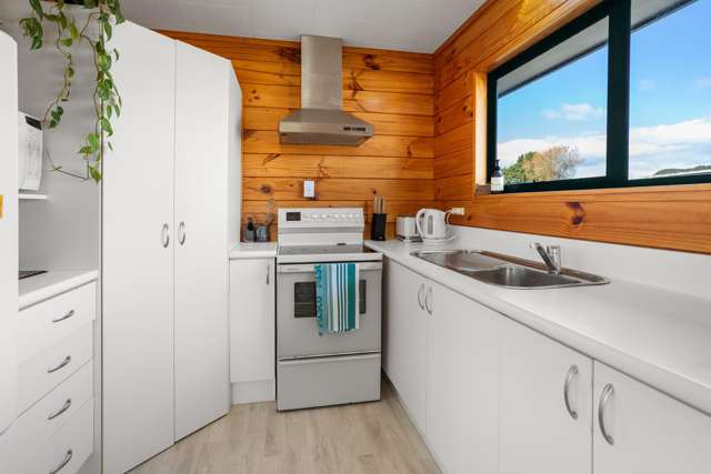 5 Leah Road Wharekaho_4