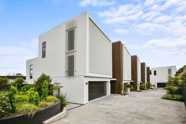 1/11a Baring Terrace_0