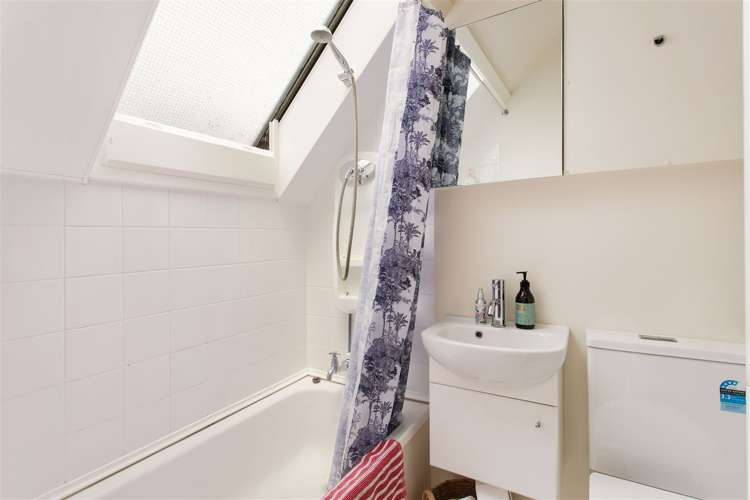 4/104 Rossall Street Merivale_7