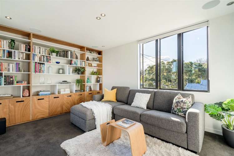 1/48 Colonial Road Birkenhead_13