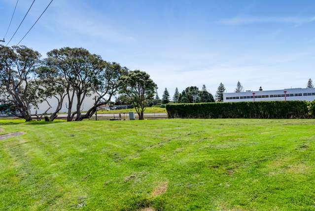 40 and 42 Breakwater Road Moturoa_4