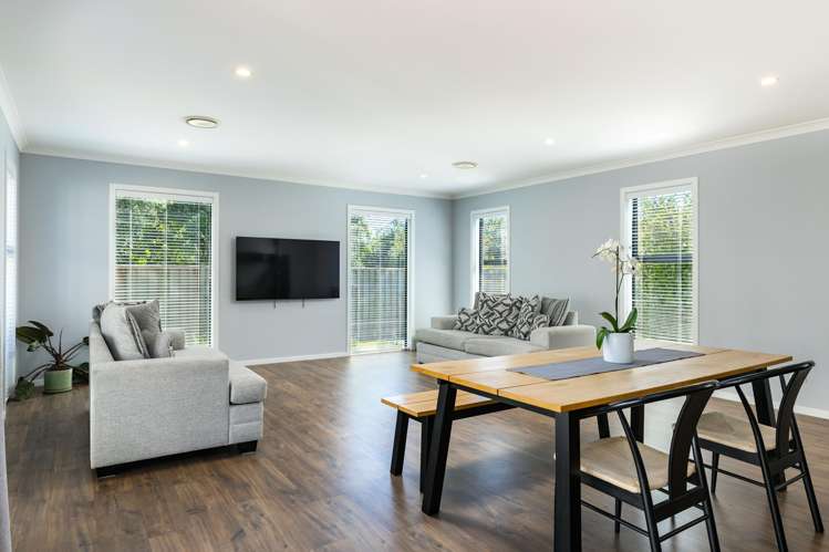 33 Blackmore Place Springlands_13