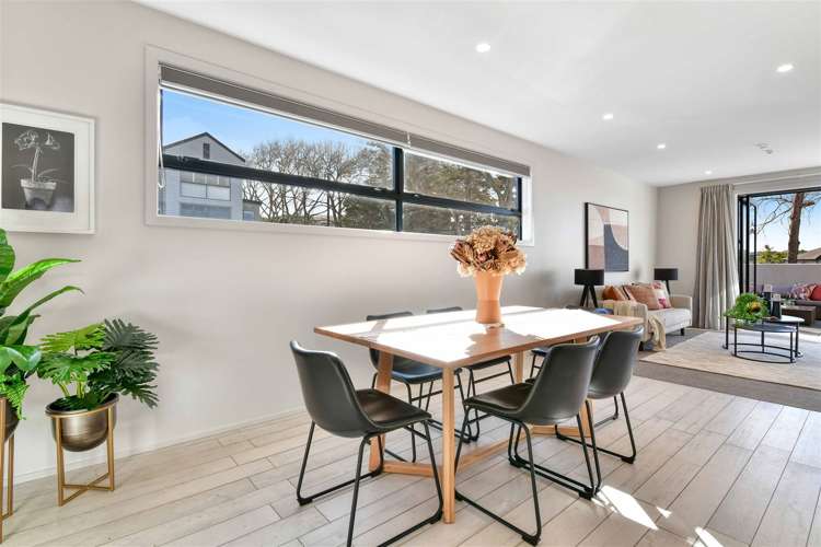 1/4 Stables Lane Silverdale_6