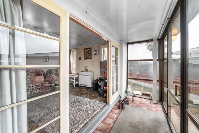 12 Anderson Place Gore Surrounds_3