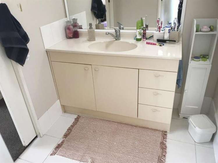 6 Farmdale Court Flat Bush_7