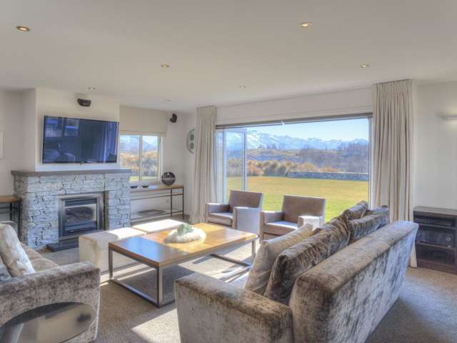 2 Hollyhock Lane Wanaka_3