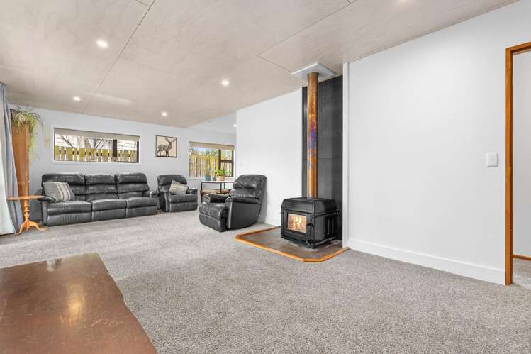 19 Reid Avenue Luggate_4