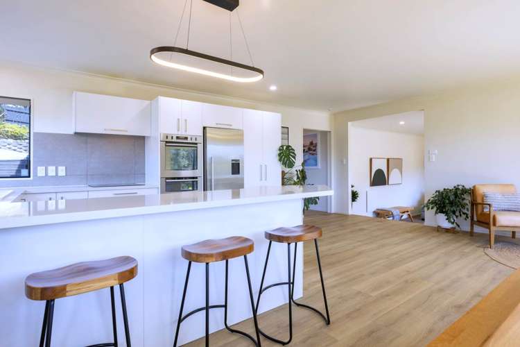 187a Godley Road Titirangi_6