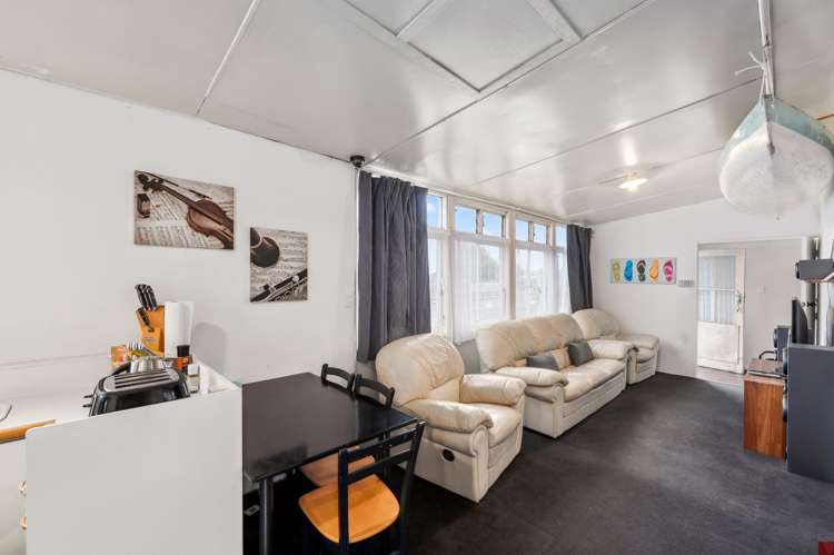 12 Moana Crescent_1