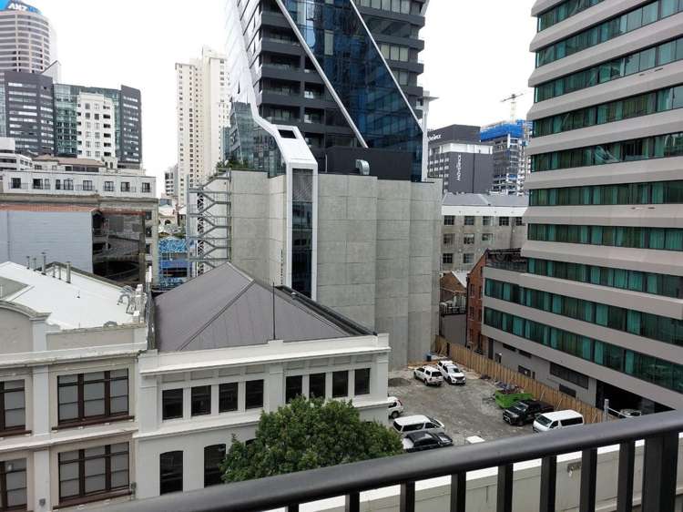 4J/16 Gore Street Auckland Central_5