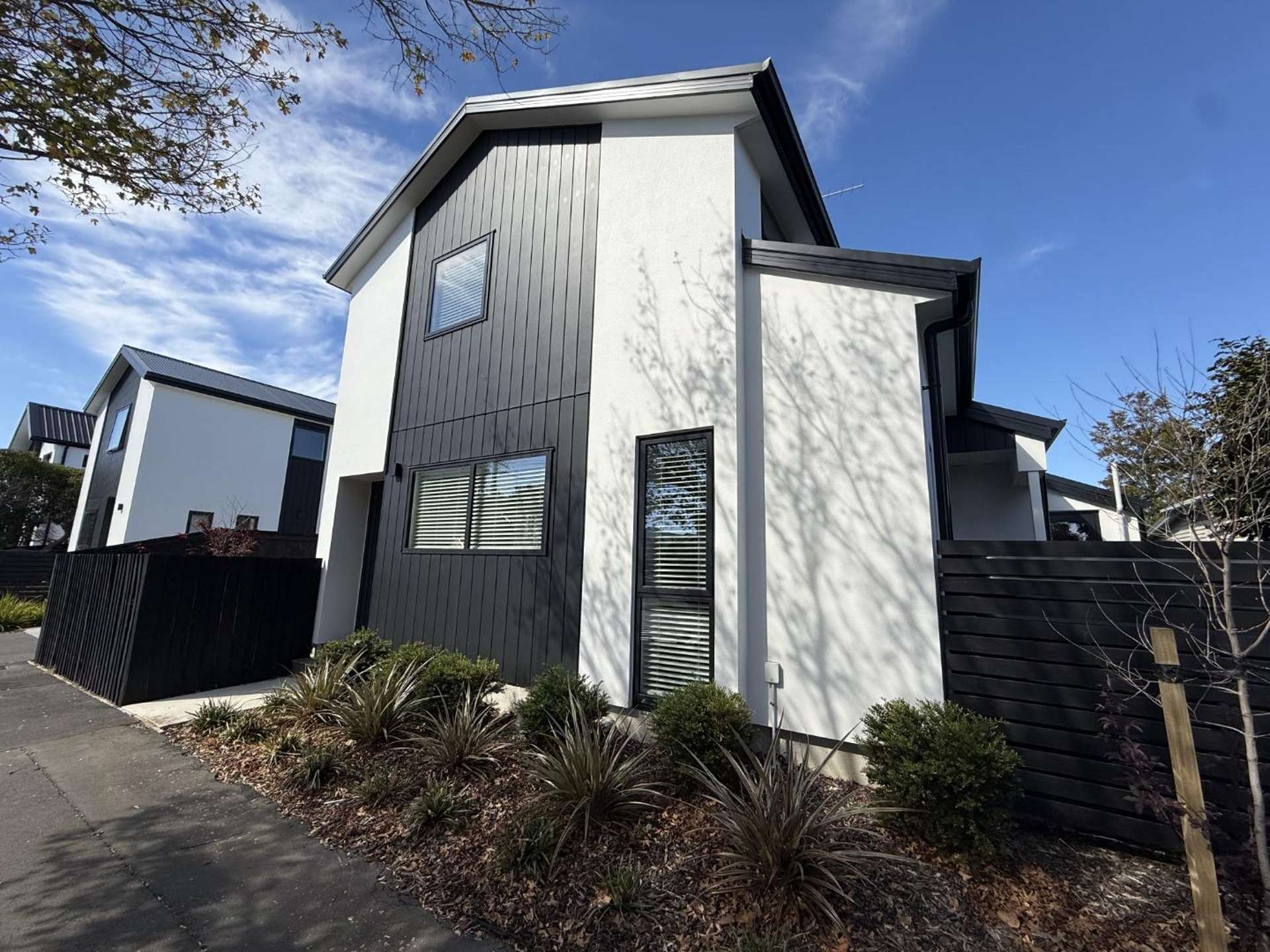 1/56 Olliviers Road Phillipstown_0