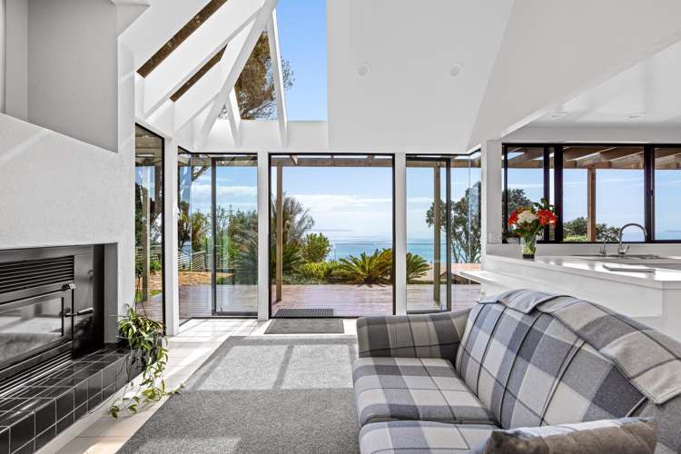 6 Cliff Road Torbay_10