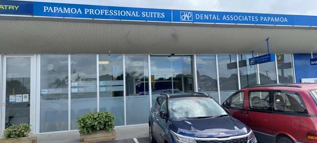 Modern business suite - Prime location