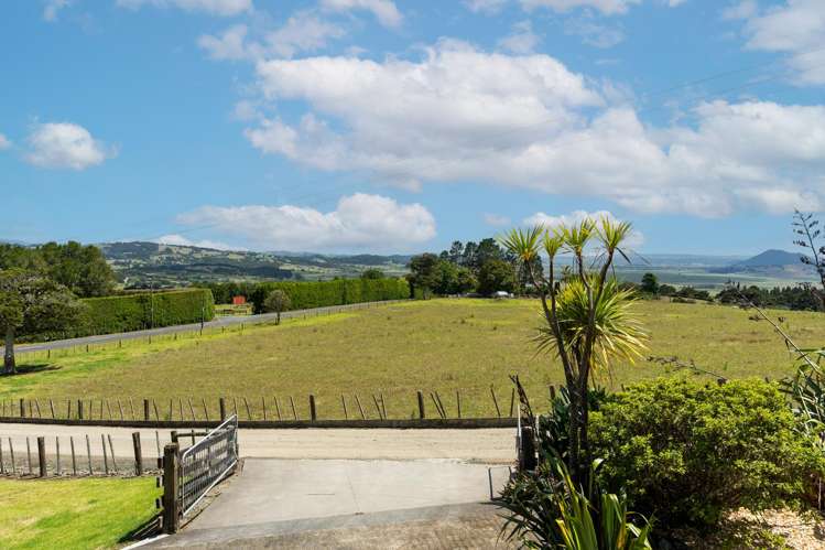 113 Church Road Ngararatunua_23