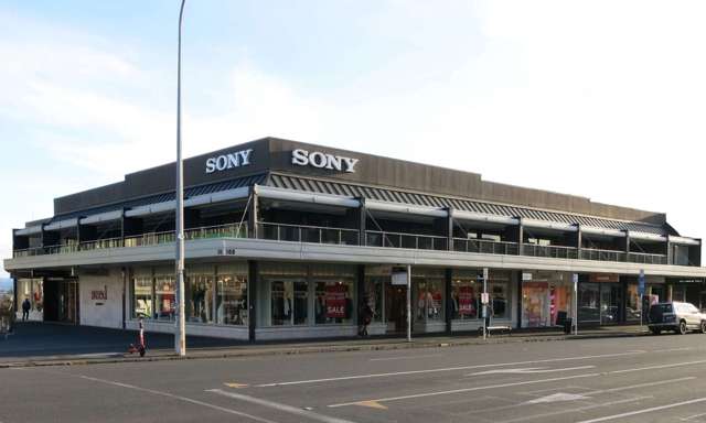 Prime Position in Ponsonby + Parking