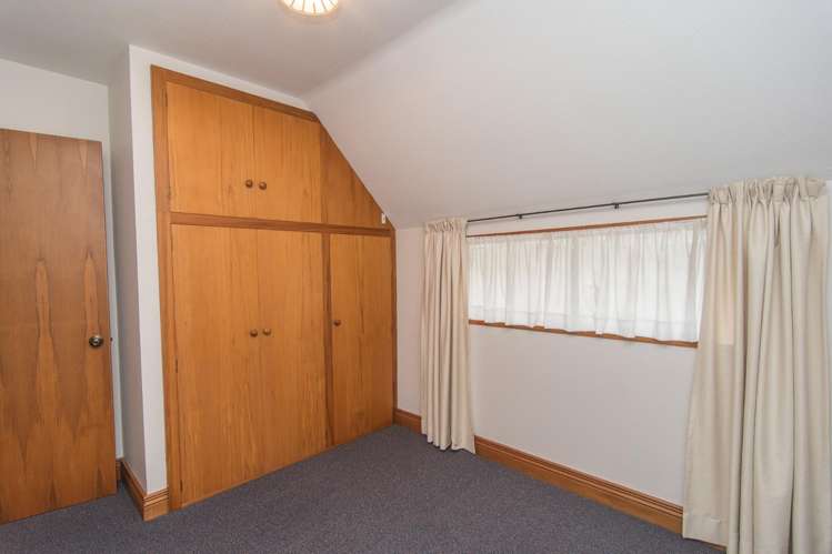 15B Kitchener Square 11278_5