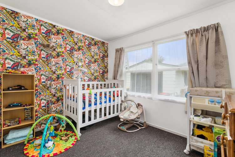 4 Adam Place Mangakakahi_8