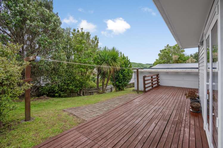 63 Mark Avenue Paparangi_19