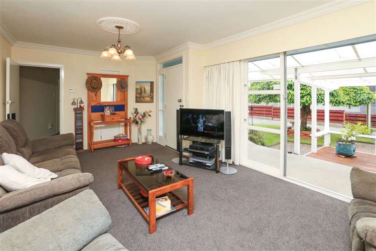 26 Te Anau Place Glenview_5