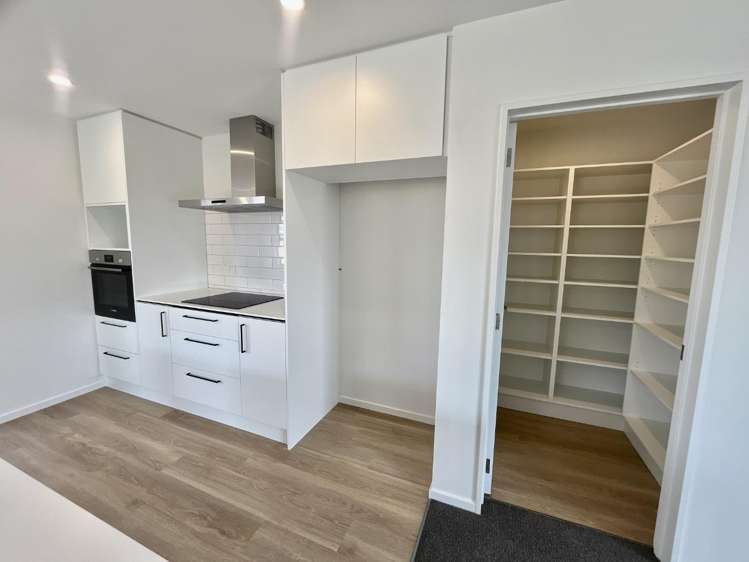 21 Muldowney Drive 11103_2