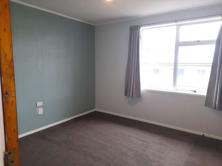 2/86 Tamatea Road 11209_9