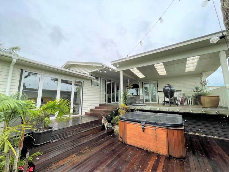 23 Bodi Place Te Atatu South_18