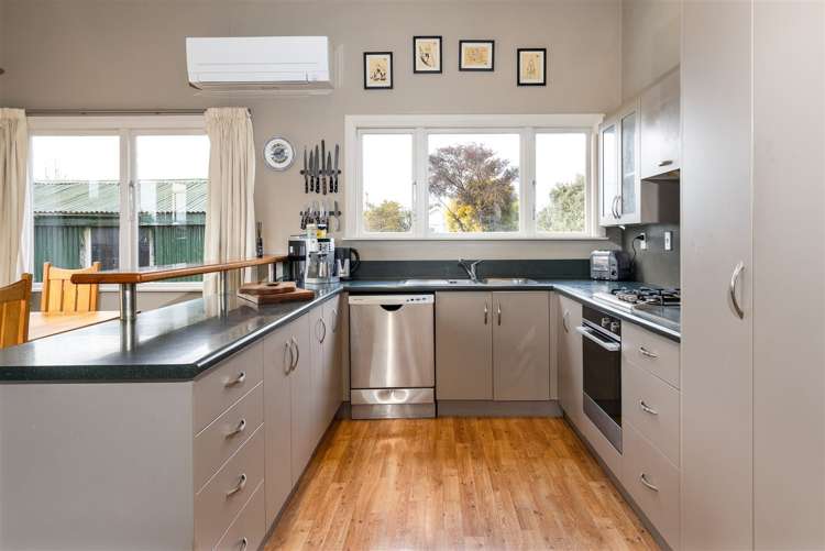 6 Cleghorn Street Redwoodtown_4