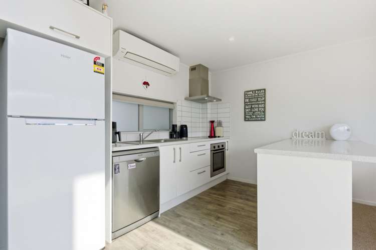 30/31 Reynolds Place Papamoa_2