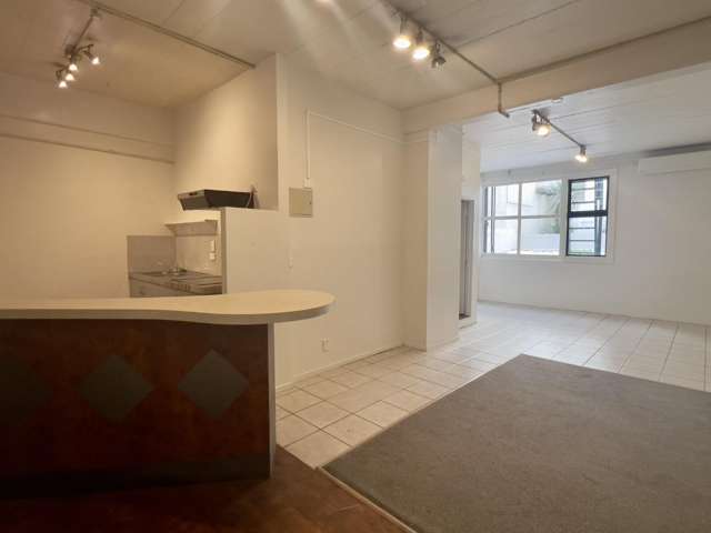 2/29 Cross Street City Centre_1