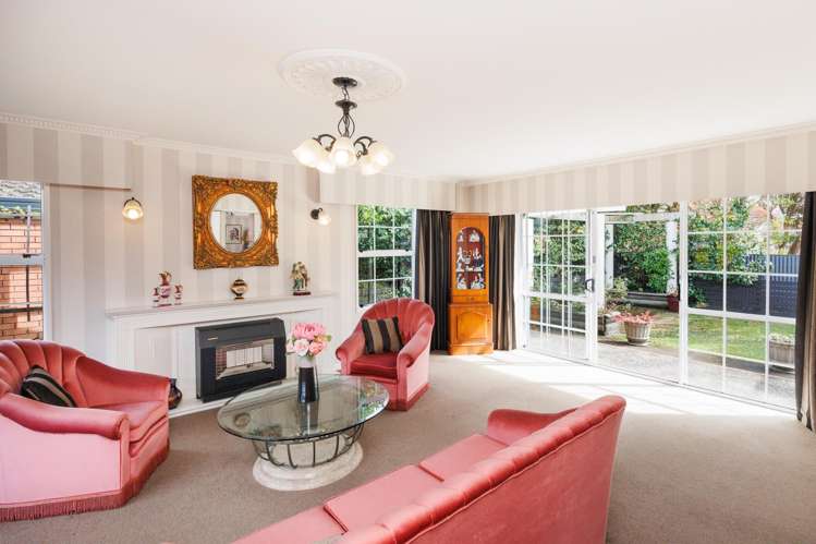 7 Woodfield Avenue Roslyn_2