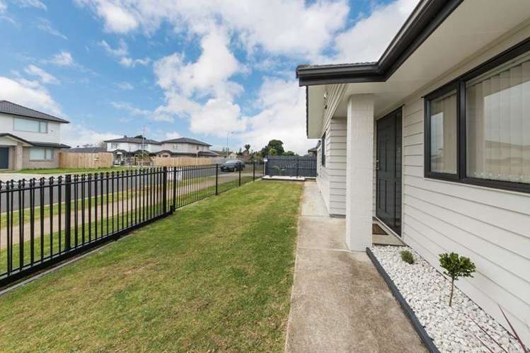 14 Masters Place Favona_14