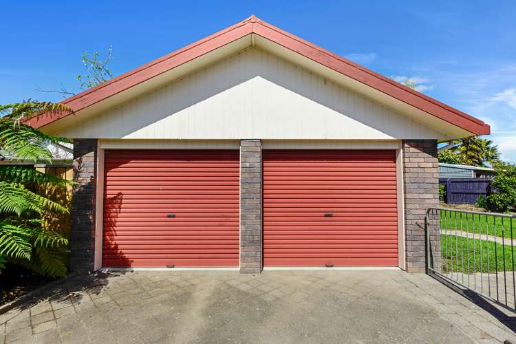 4 Sharpley Place Chartwell_18