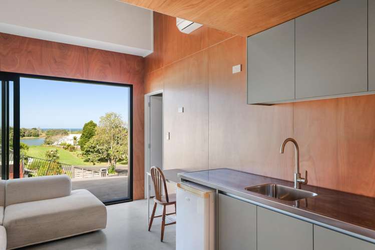 4B Denby Close Athenree_4