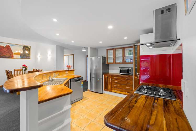 2 Larchwood Grove Rangatira Park_7