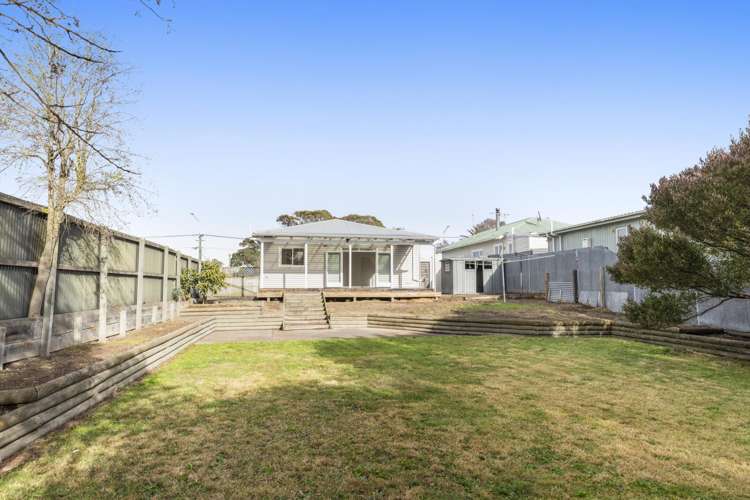 251 Breezes Road Aranui_12